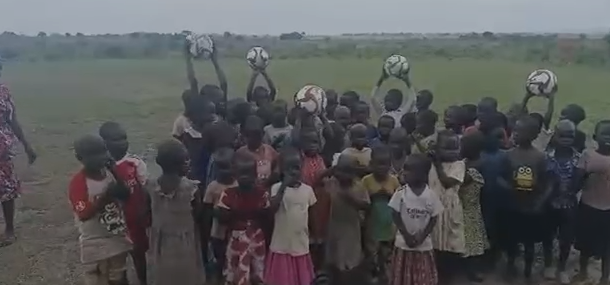 Dero Elementary School Receives New Football