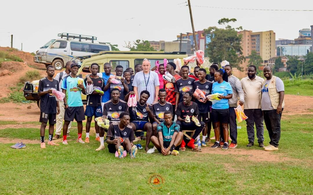 Kisungu Football team receives shoes